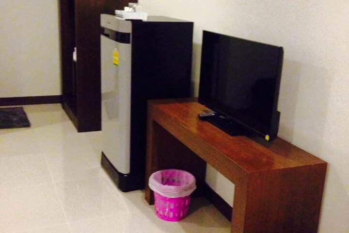 Room 7 of 17