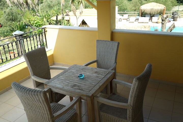 Terrace/Patio 13 of 61