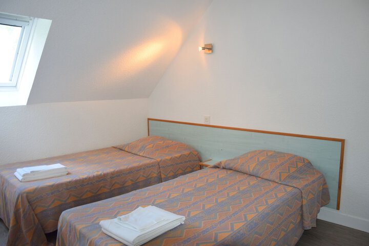 Room 13 of 62
