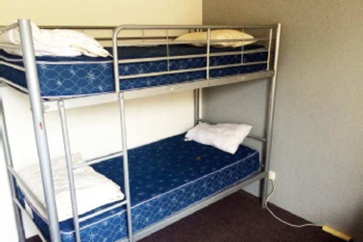 Room 153 of 192