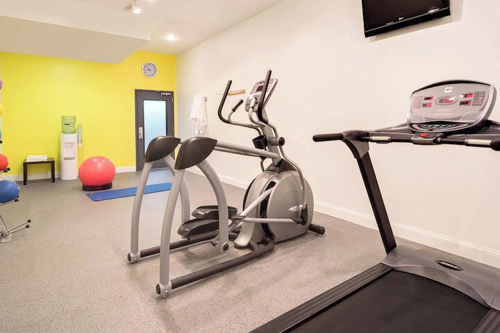 Health and Fitness 24 of 32