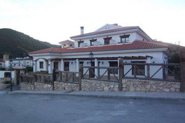 Hotel 5 of 13