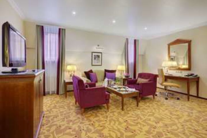 Suite Photo