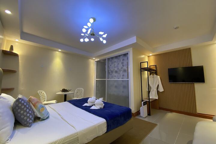 Room 14 of 27