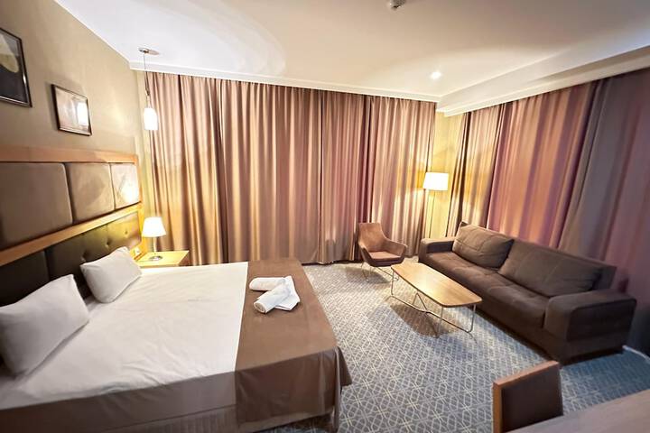 Room 20 of 53