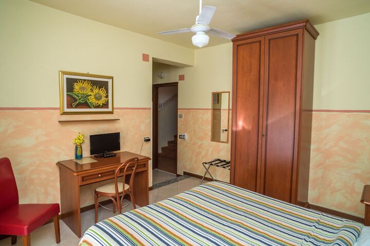 Room 14 of 41