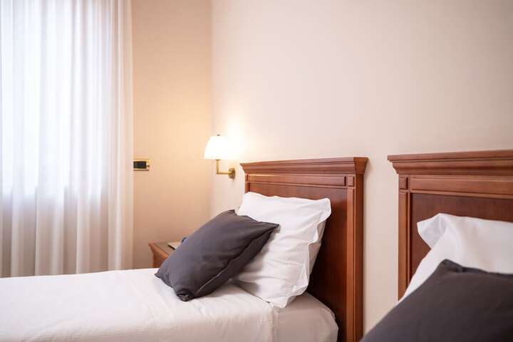 Room 39 of 111