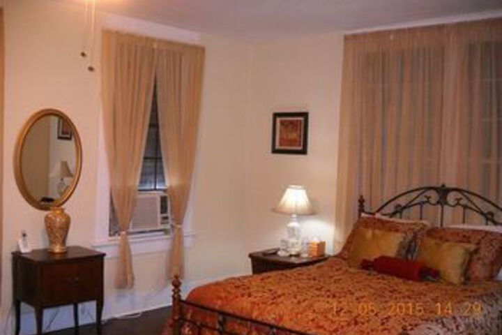 Room 49 of 165