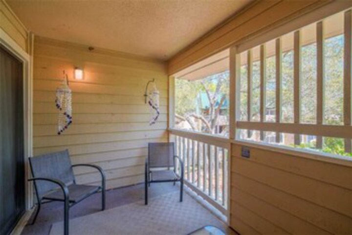 Property Grounds 22 of 38