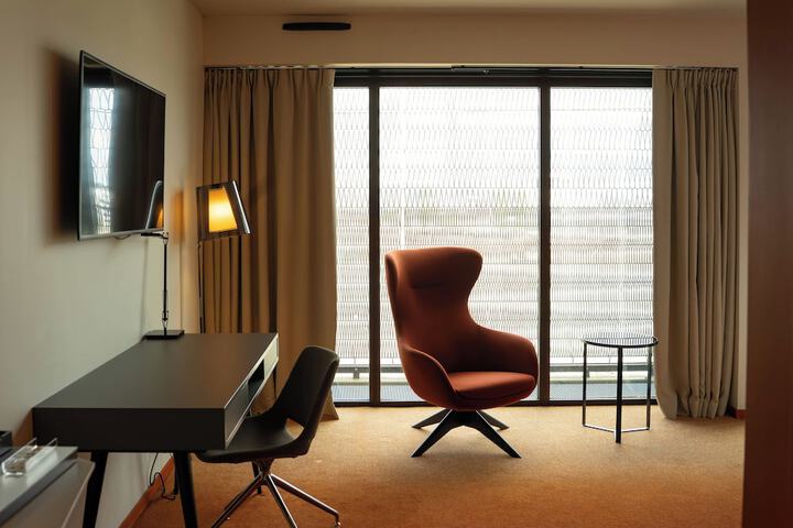 Room 19 of 134