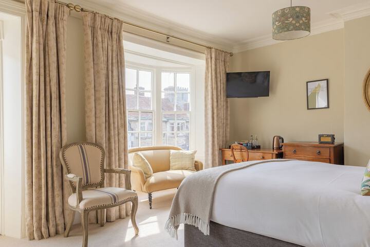 Room 21 of 51