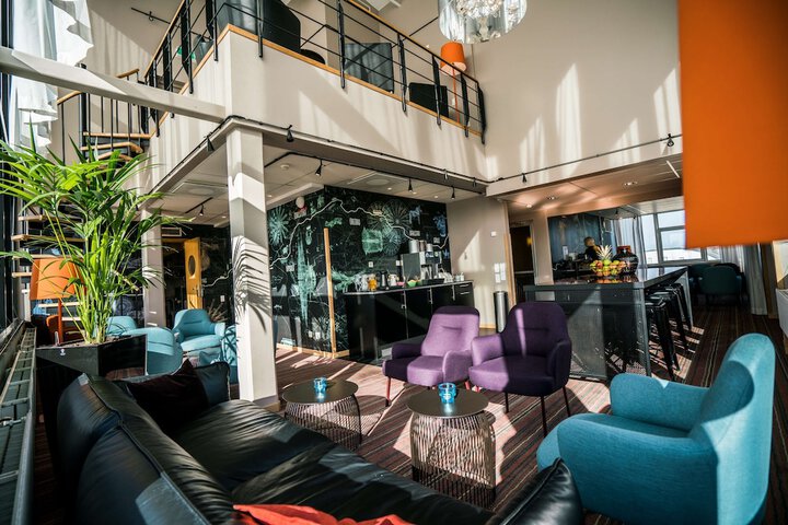Lobby Entry