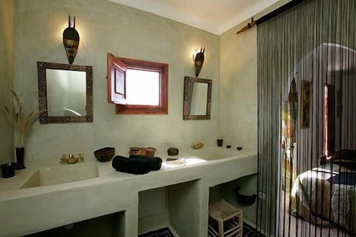 Room 28 of 41