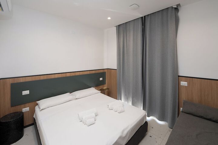 Room 40 of 80