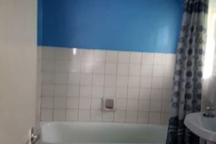 Room 18 of 27