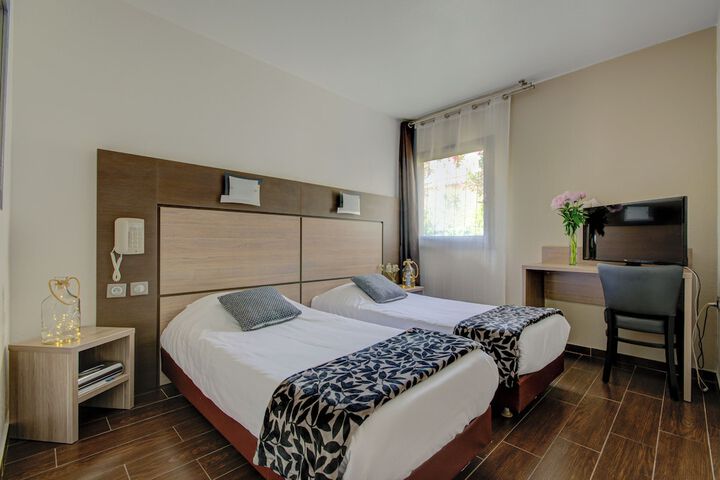 Room 19 of 54