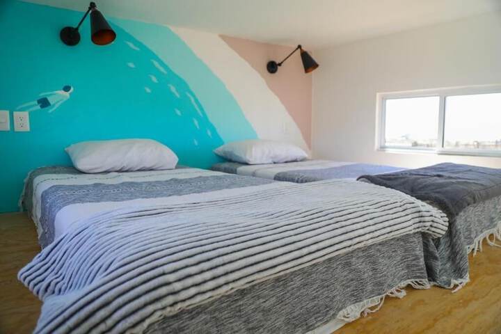 Room 3 of 53