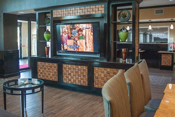 Hotel Interior 3 of 32