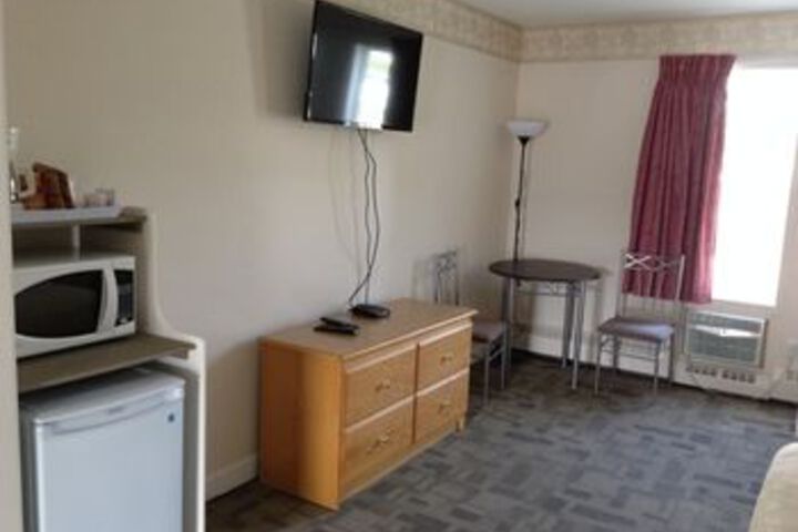 Room 26 of 53
