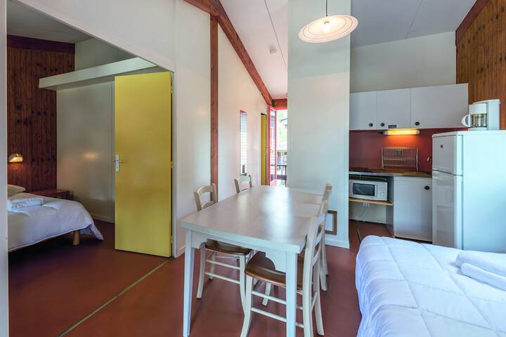 Room 12 of 39