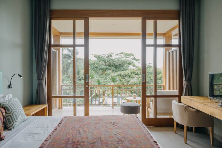 Room 4 of 62