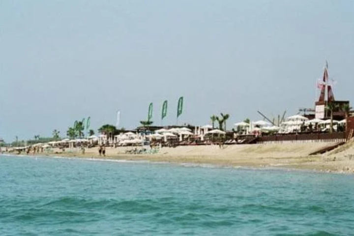 Beach 20 of 29