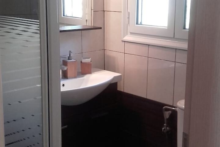 Room 18 of 42