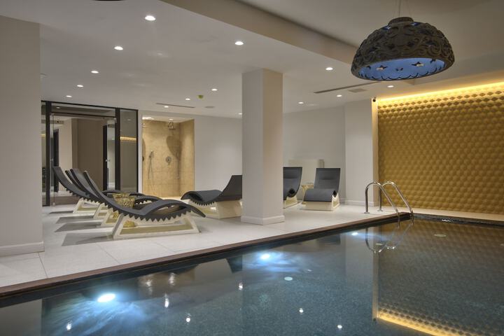 Pool 63 of 93
