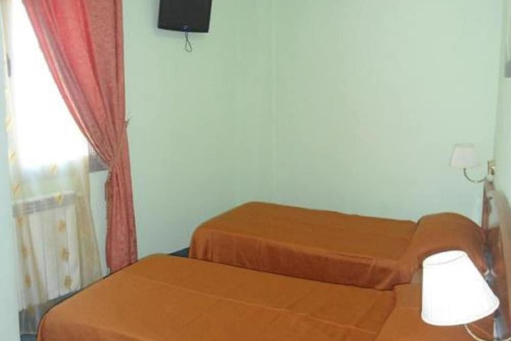 Room 18 of 44