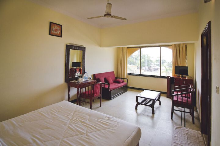 Room 5 of 31