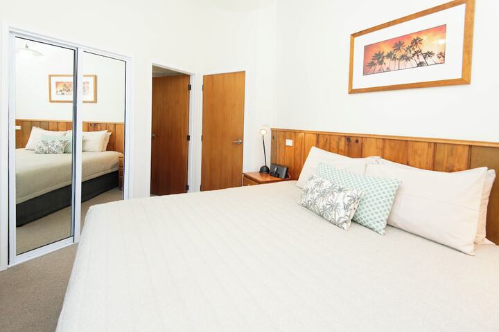 Room 2 of 42