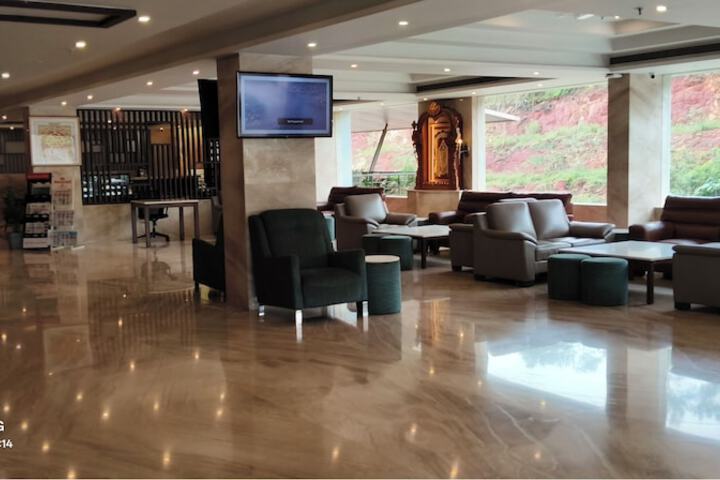 Hotel Interior 6 of 80