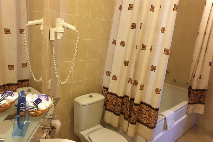 Room 56 of 105
