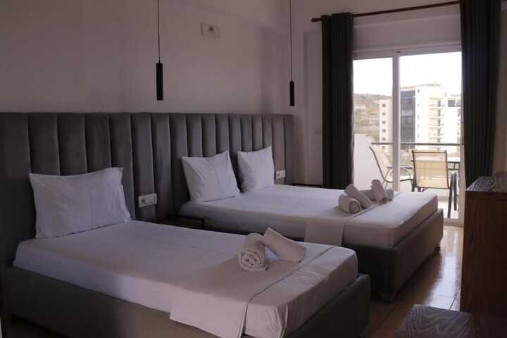 Room 47 of 85
