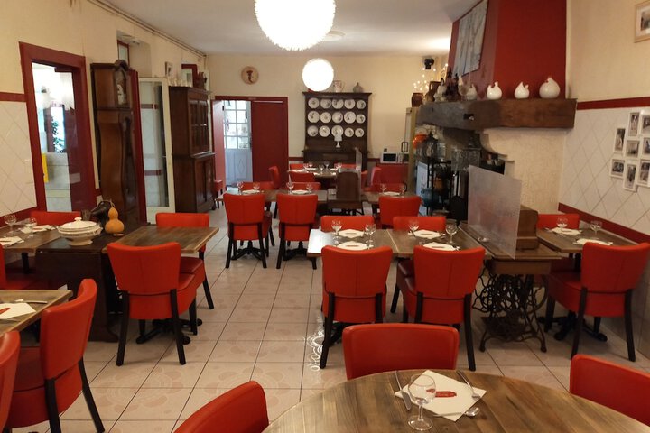 Dining 63 of 71