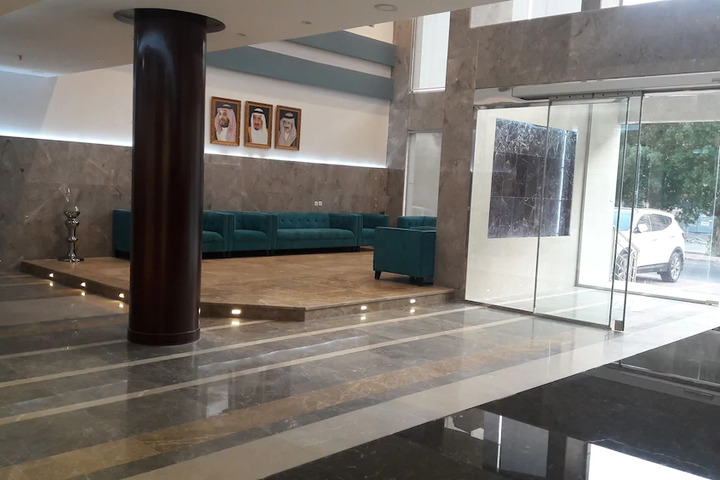 Hotel 2 of 8
