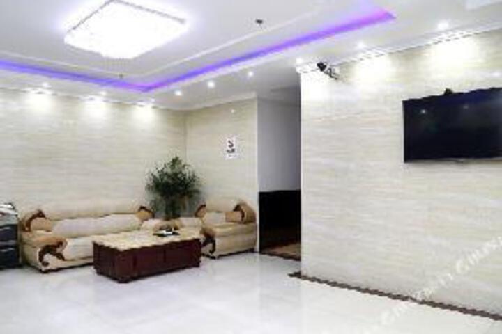 Donggang Hotel
