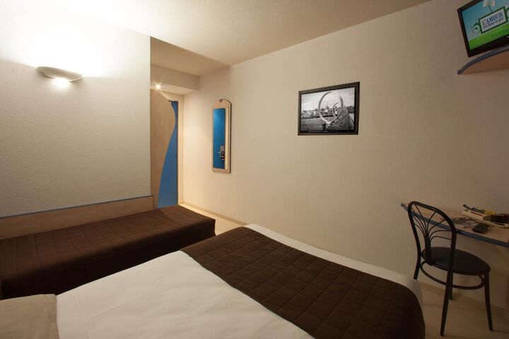 Room 17 of 47