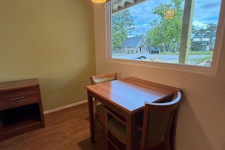Room 8 of 29