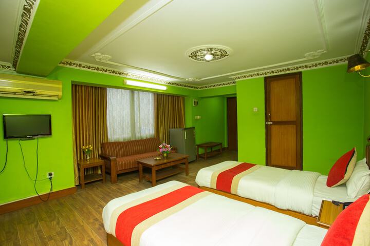 Room 20 of 34