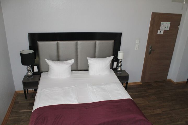 Room 19 of 47
