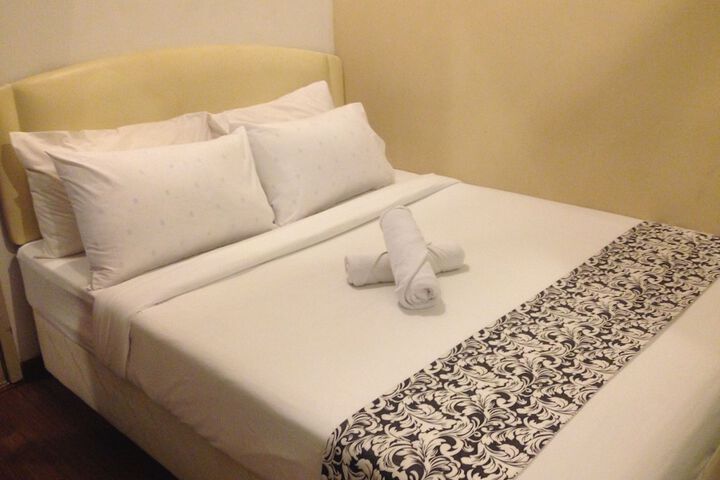 Room 13 of 52