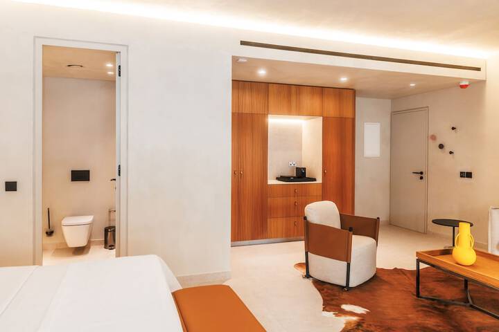 Room 20 of 144