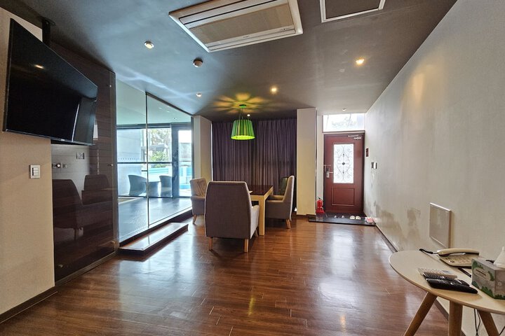 Room 48 of 138