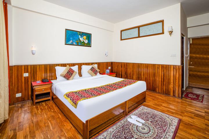 Room 15 of 25