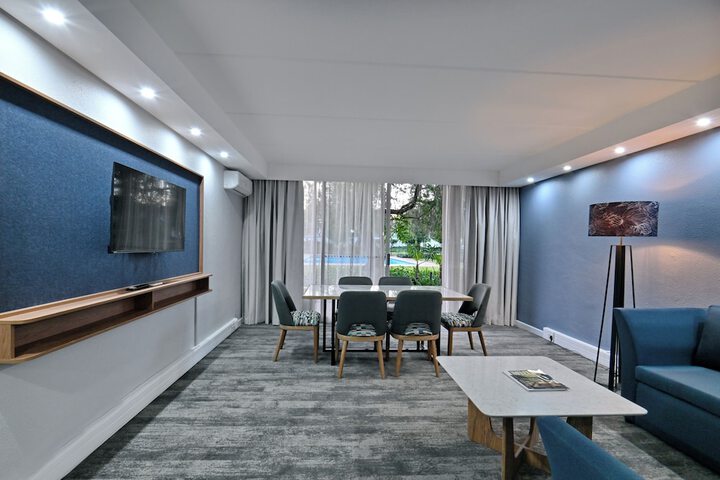 Room 33 of 88