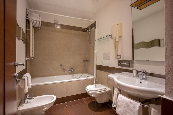 Bath Photo