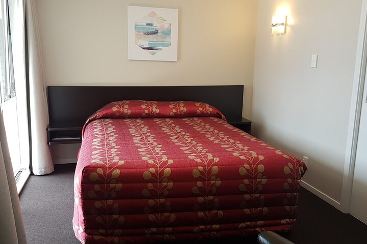 Room 5 of 34