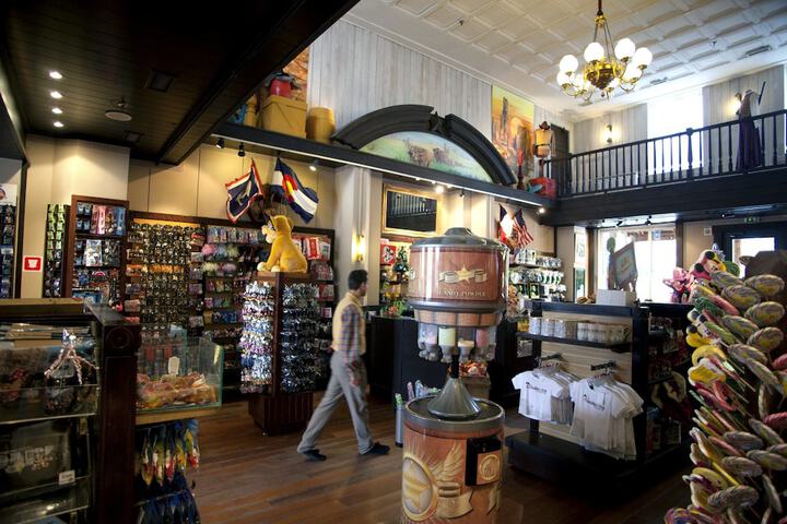 Gift shop