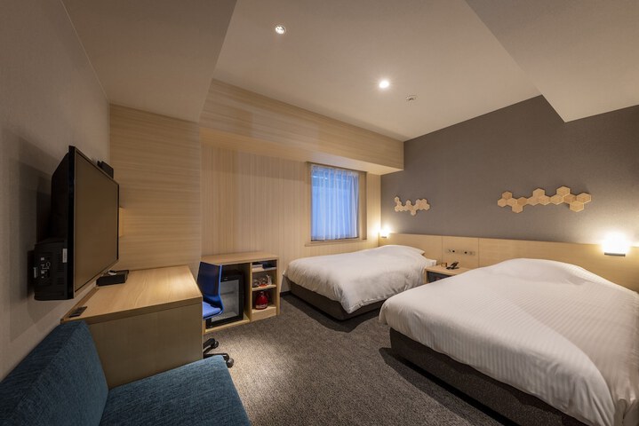 Room 7 of 29
